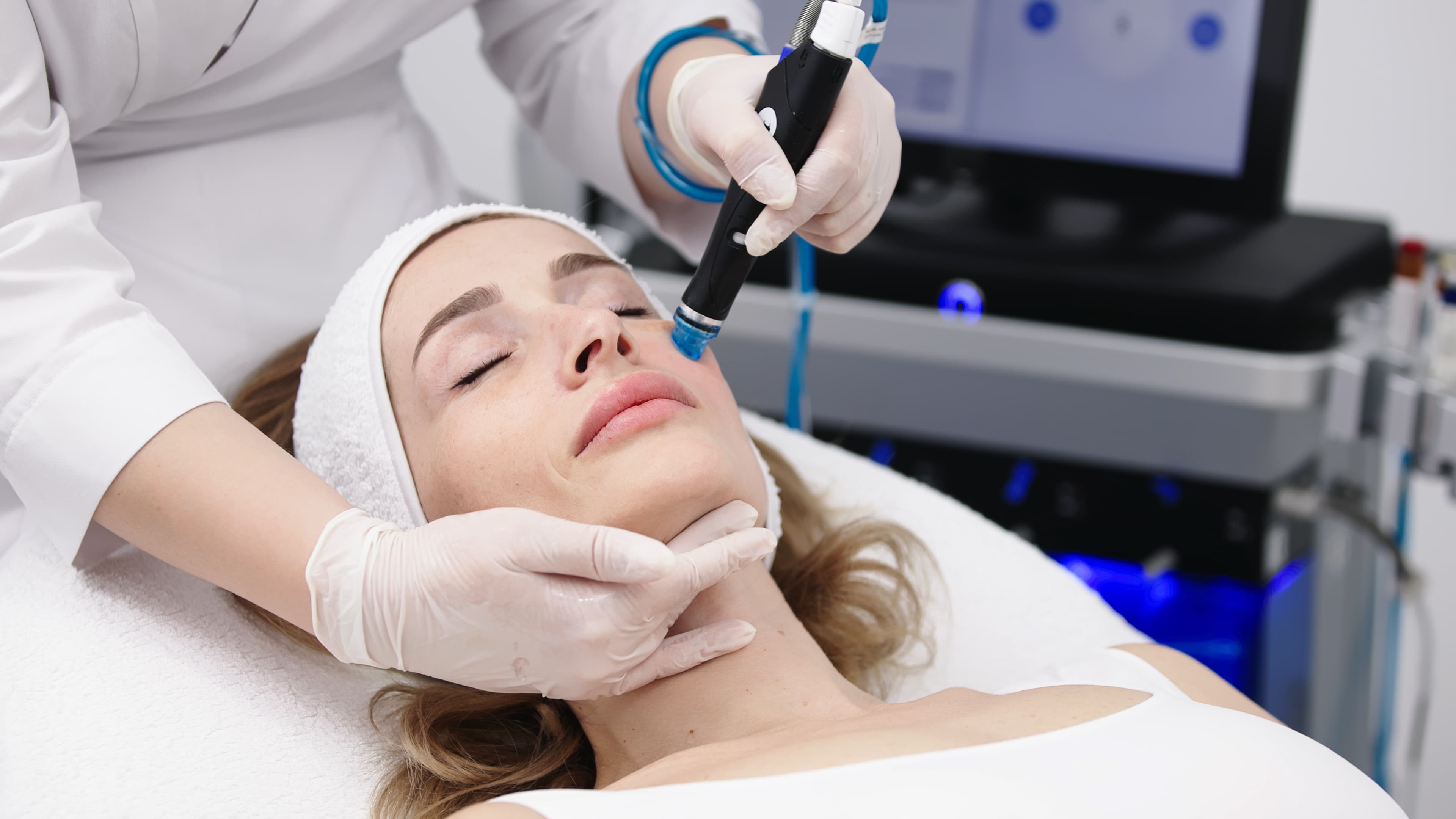 HydraFacial treatment photo
